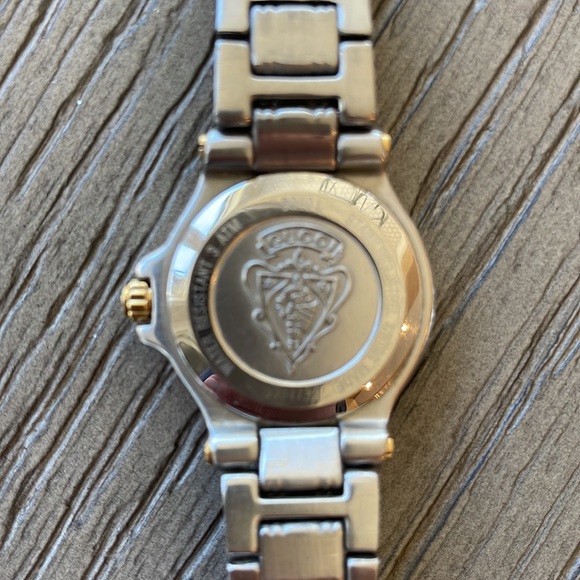 GUCCI Watch - GUCCI timepieces - Fine Jewelry - Push Button Security Clasp - Picture 6 of 13
